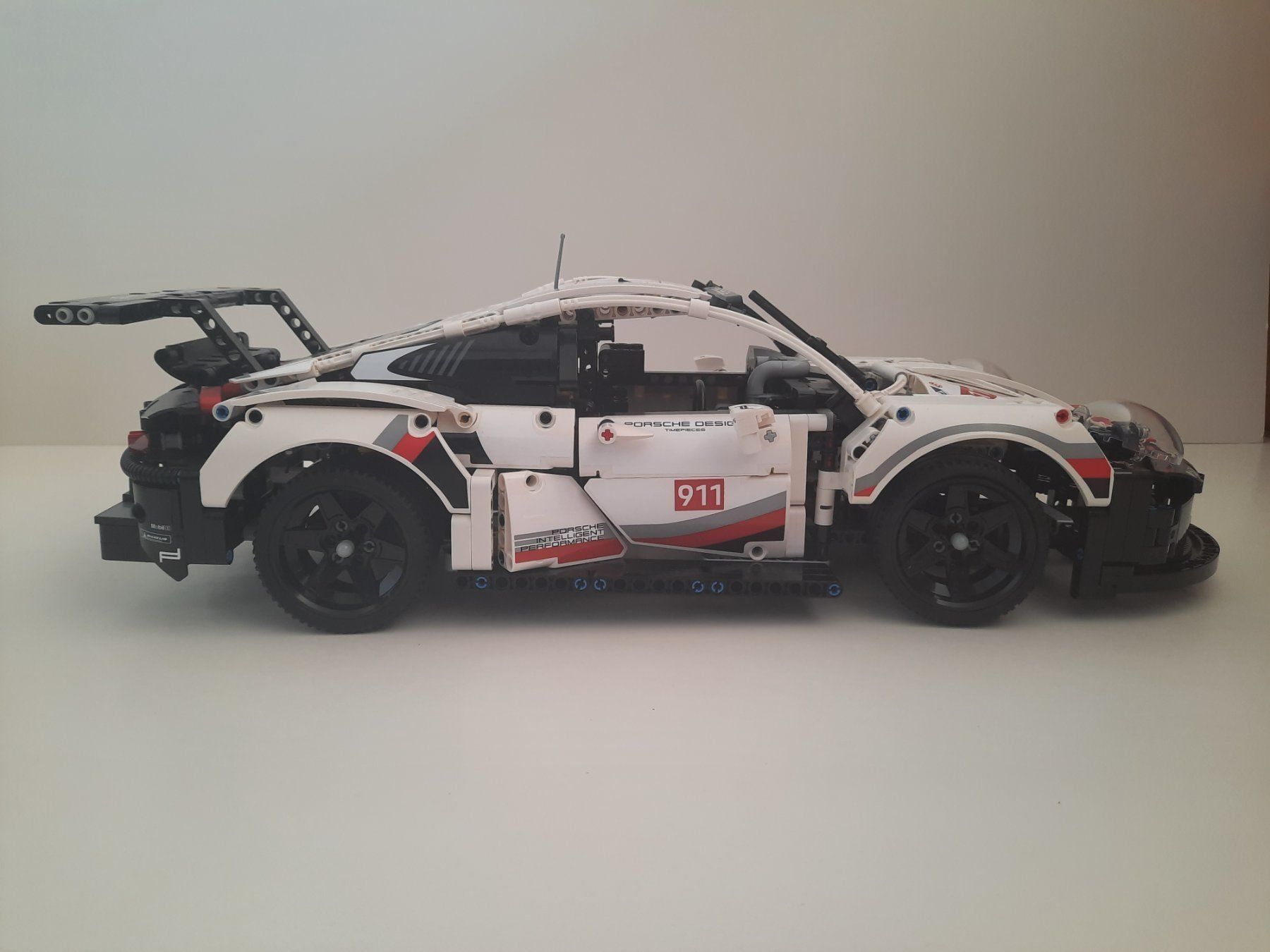 Lego Spielzeuge: LEGO Technik 42096 - Porsche 911 RSR – Gebraucht aus Bassersdorf von Serayy 1