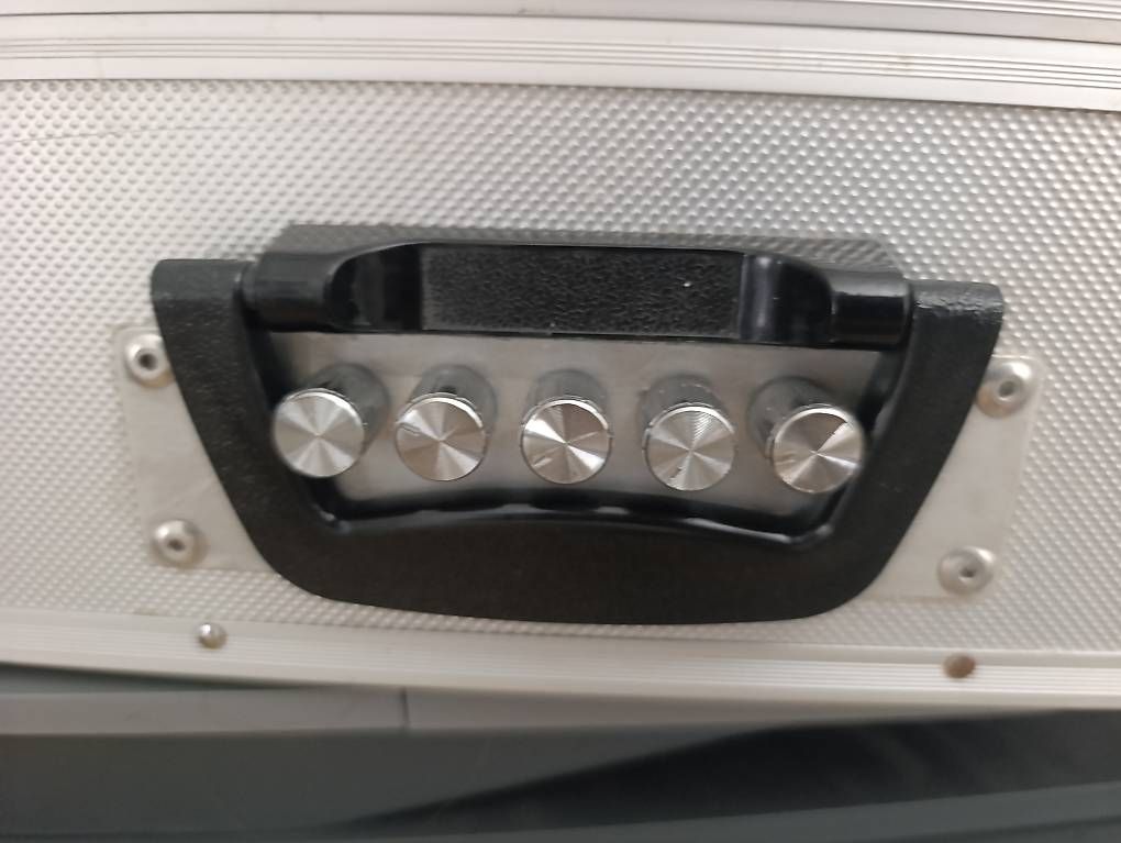 Haut-parleurs: Lautsprecher Koffer Diy – D'occasion à Umiken par ced_5rvk 1