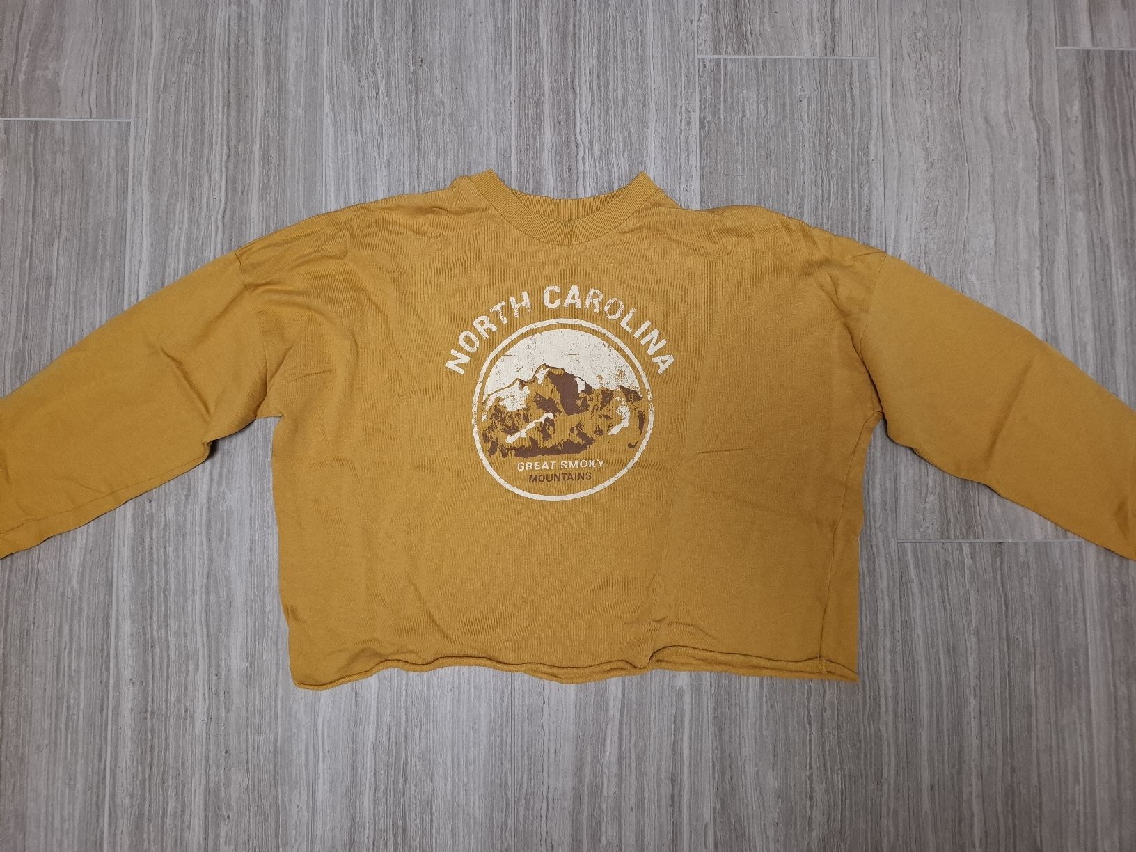 Maglioni & Felpe: pull jaune moutarde north Carolina taille M – Usato da Ecublens FR venduto da ame_y8tq