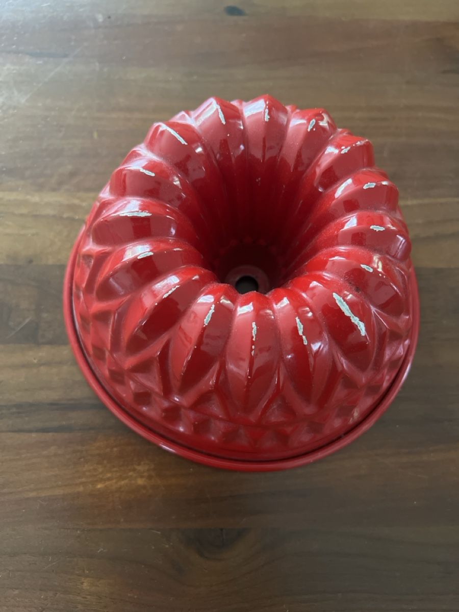 Alle Dekorationen: Deko Gugelhupfform rot/braun, Vintage – Gebraucht aus Altdorf UR von JanAil