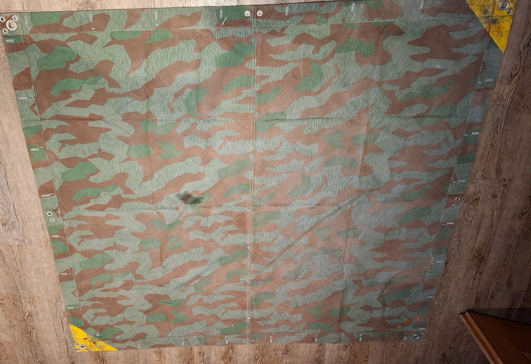 Sonstiges zu Militär: Schweizer Armee Zeltblache Tarnmuster gebraucht – Gebraucht aus Lützelflüh-Goldb von Hugro1 1