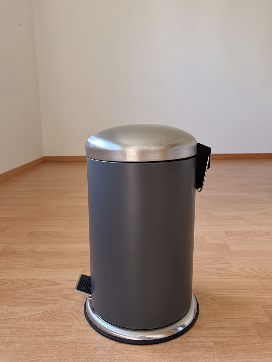 Abfalleimer: Abfalleimer Badezimmer – Gebraucht aus Oberkirch LU von michelehubr
