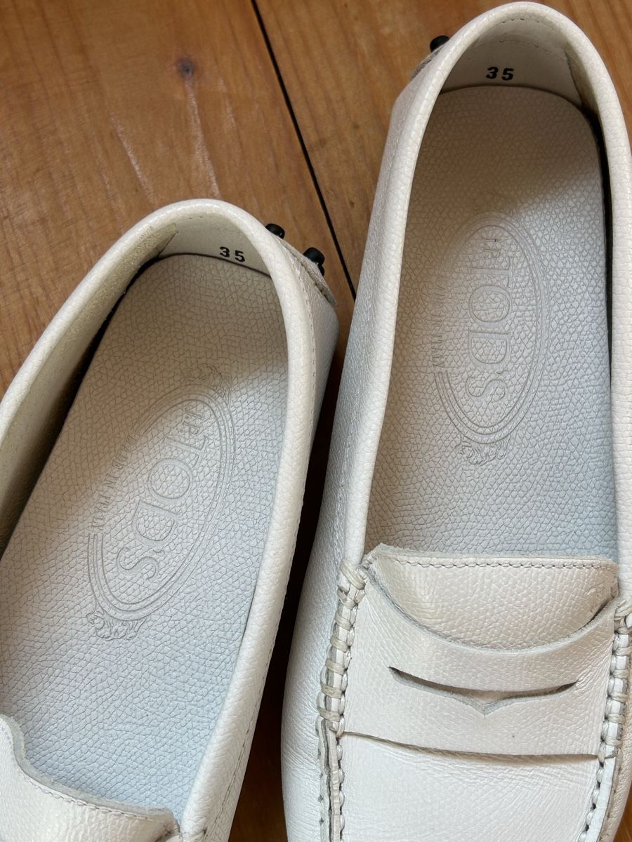 Tod'S Scarpe da donna: Tods White Loafer Shoe – Usato da St.Josefen venduto da lop_lh8d 3