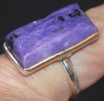Ring L-2665 – Natürlicher Charoit - 17mm Innendurchmesser