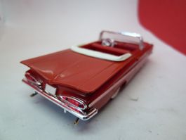 Chevrolet Impala - Cabrio - rot weiss von Vitesse - schön