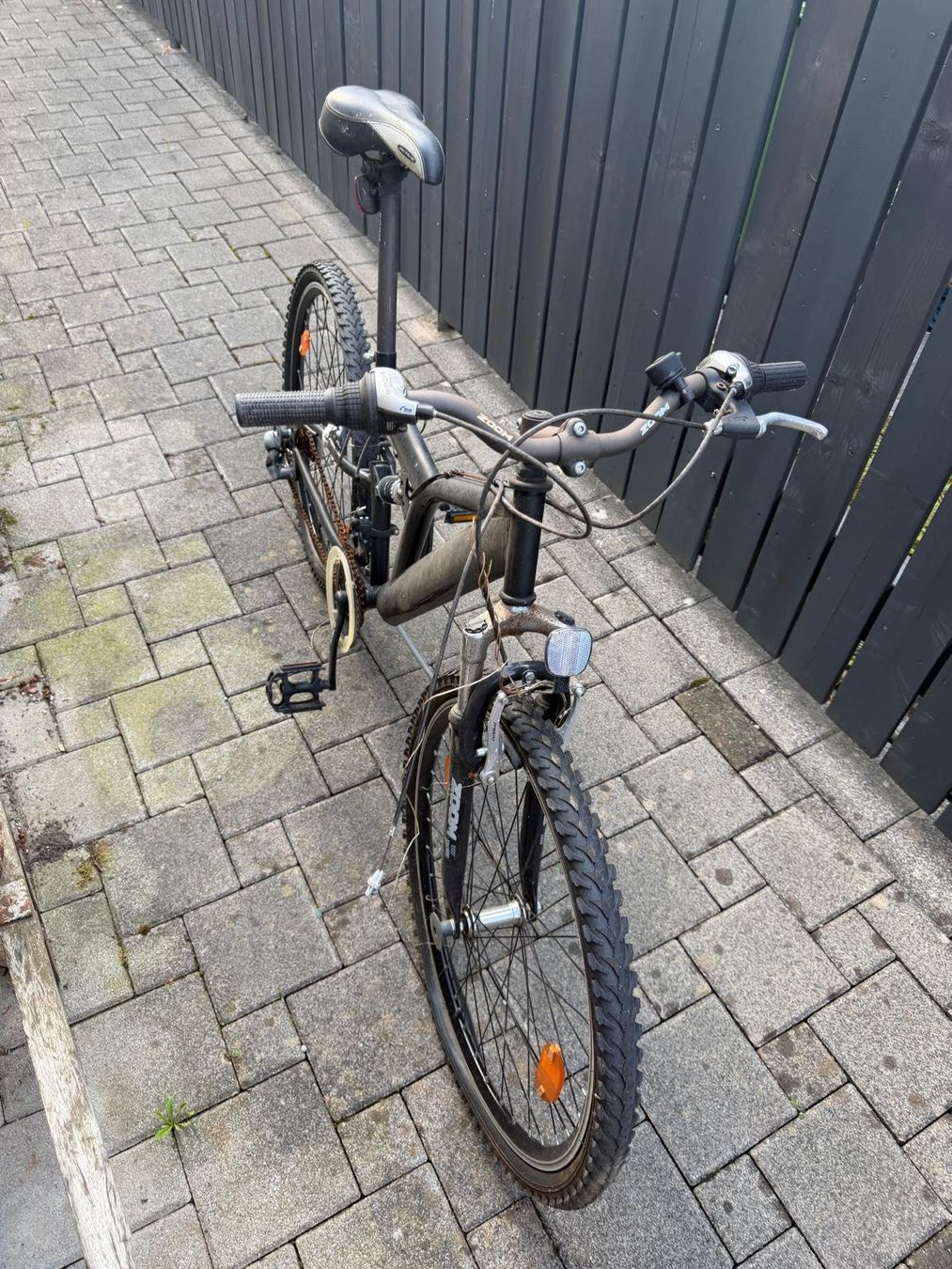 Velos: Bahnhoffahrad – Defekt aus Benken SG von unihoc92