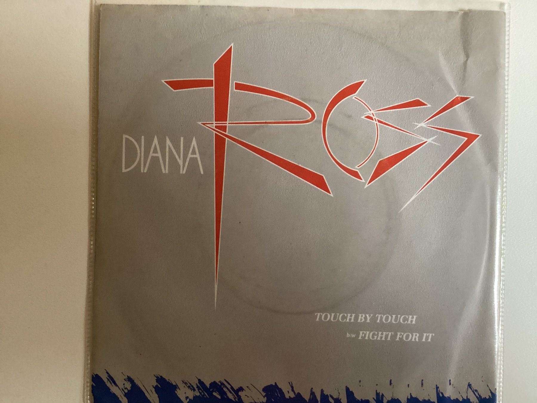 Dischi in vinile: Diana Ross Single - Touch By Touch / Fight For It – Usato da Gutenswil venduto da Hamzian