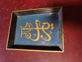 Arabisch, mit goldenem Muster, Monogramm