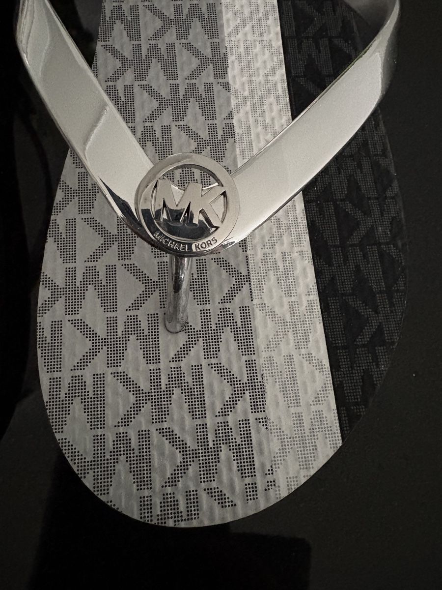 Michael Kors Damenschuhe: MICHAEL KORS - Flip Flops - Gr. 38 (8) - NEU – Neu und originalverpackt aus Rheinfelden von Simba9 2