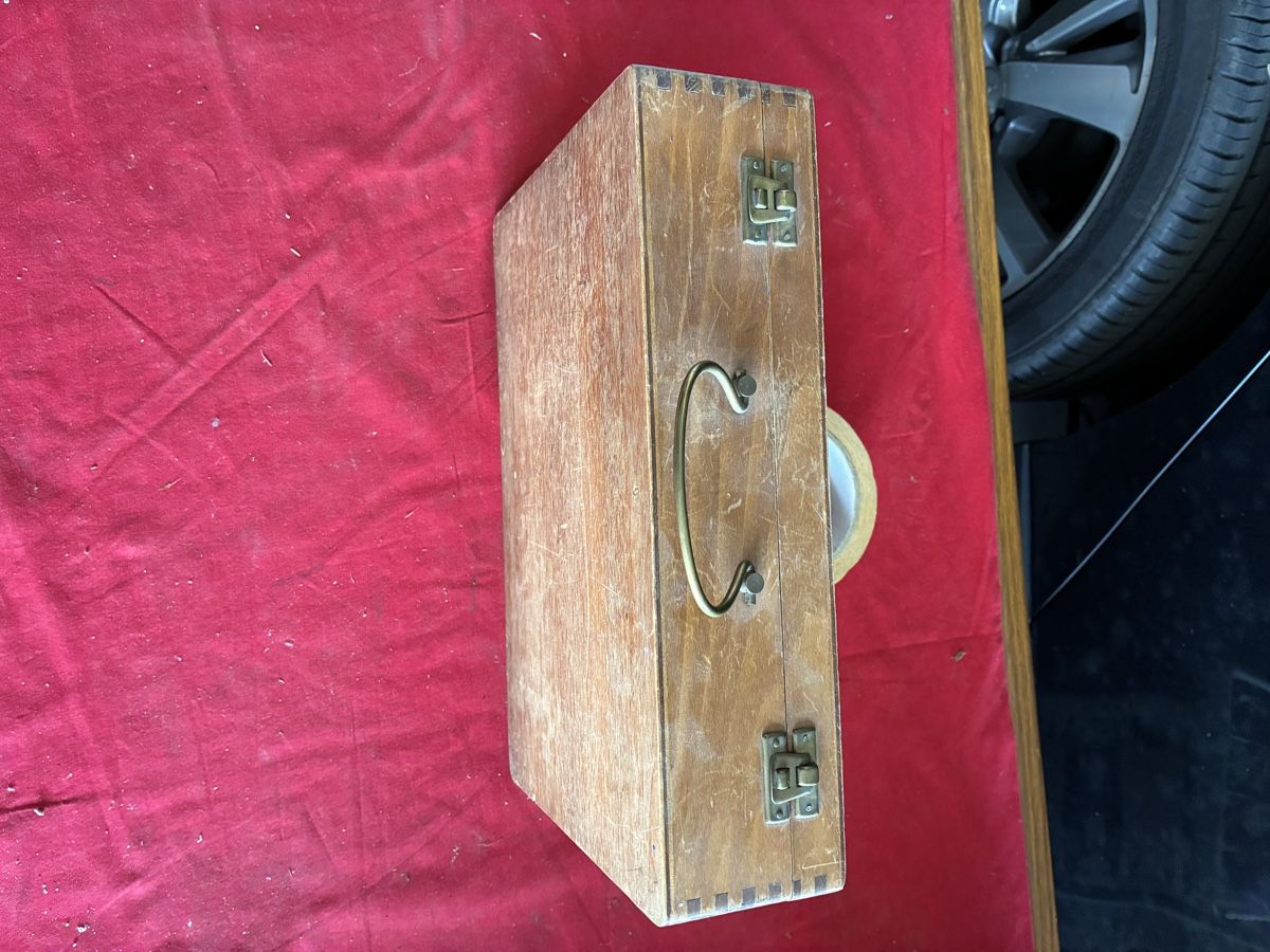 Dosen: Ancienne boîte  – Gebraucht aus Les Bayards von Mutz51 1