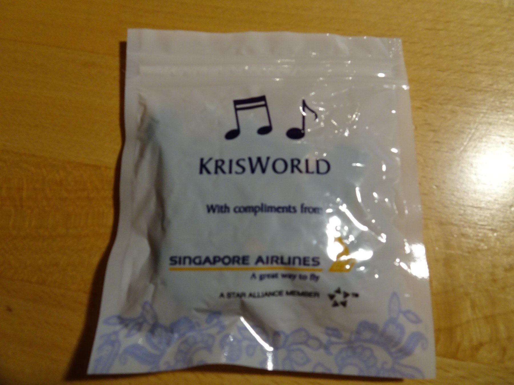Cuffie: Kopfhörer Singapore Airline – Usato da Matzingen venduto da carola71 1