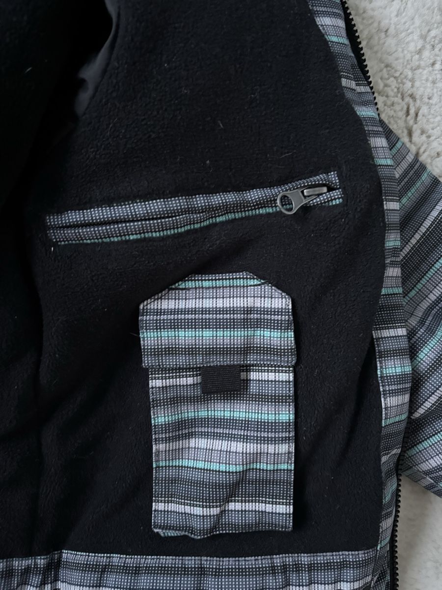 Killtec Giacche & Cappotti: Killtec Winterjacke, Gr. 164, Gestreift - Top Zustand! – Usato da Steinmaur venduto da aly_mhs6 3