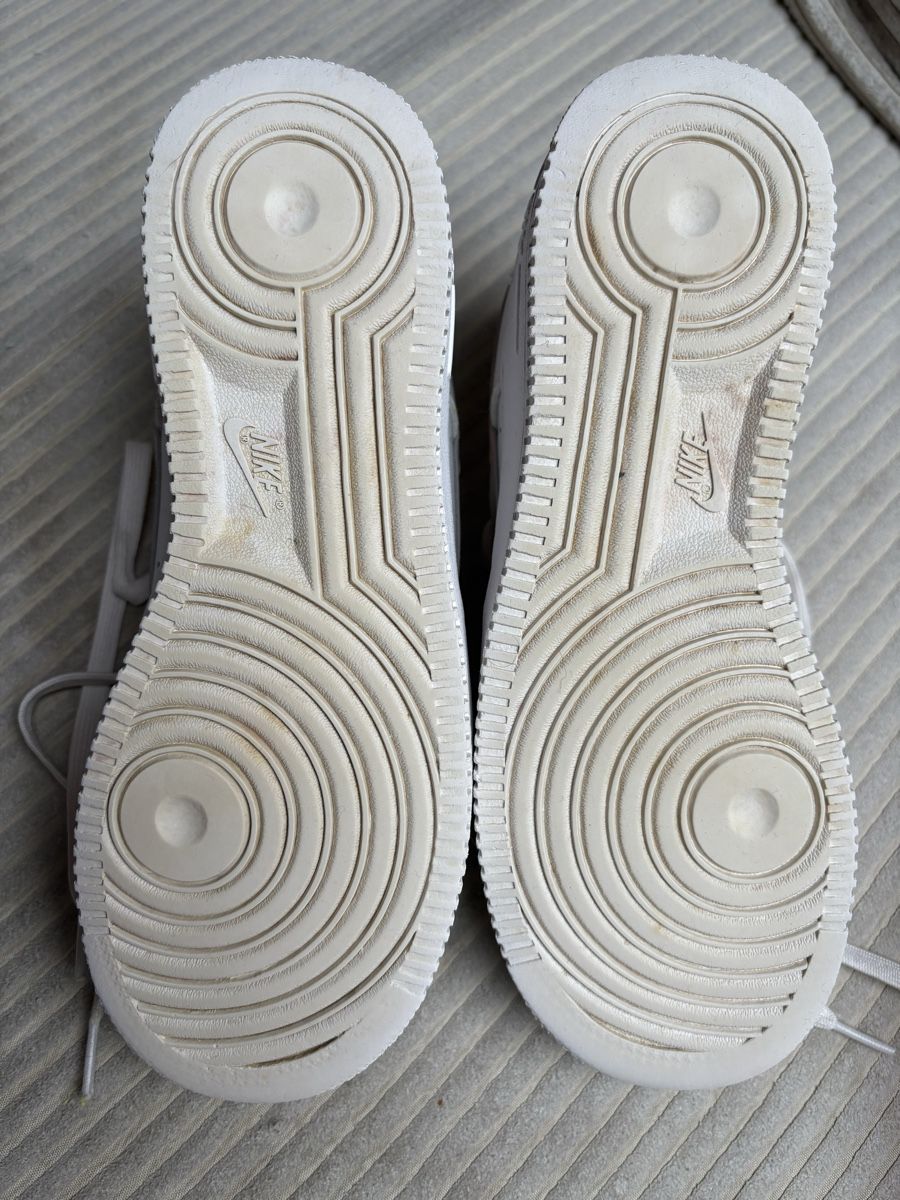 Nike Damenschuhe: NIKE Air Force 1 – Gebraucht aus Hagenwil von Sarina07 2