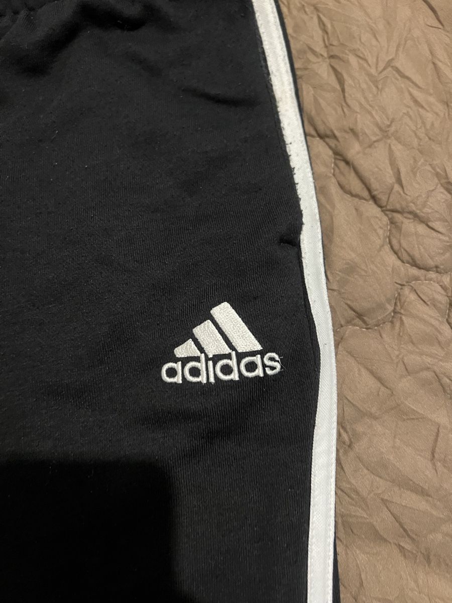 Adidas Tute: Tuta Adidas nera, taglia L – Usato da Genève venduto da gio_8l97 1