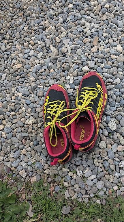 Scarpe da donna: Trailrunning Schuhe Gr.36 – Usato da Zollikofen venduto da Serious 3