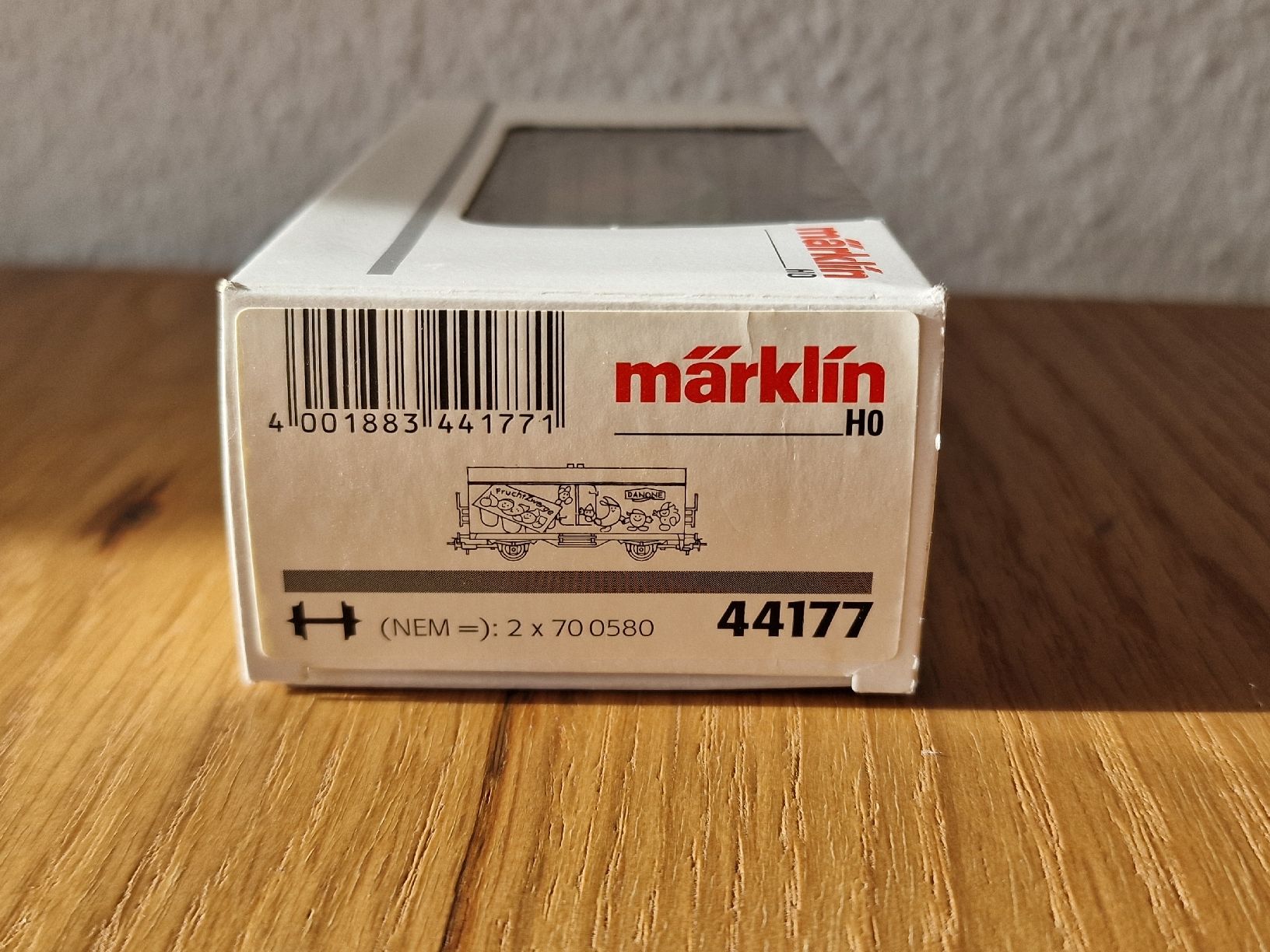 Märklin Modellini di ferrovie: Märklin Danone Güterwagen H0 – Usato da Matten b. Interlaken venduto da lor_hr9w 5
