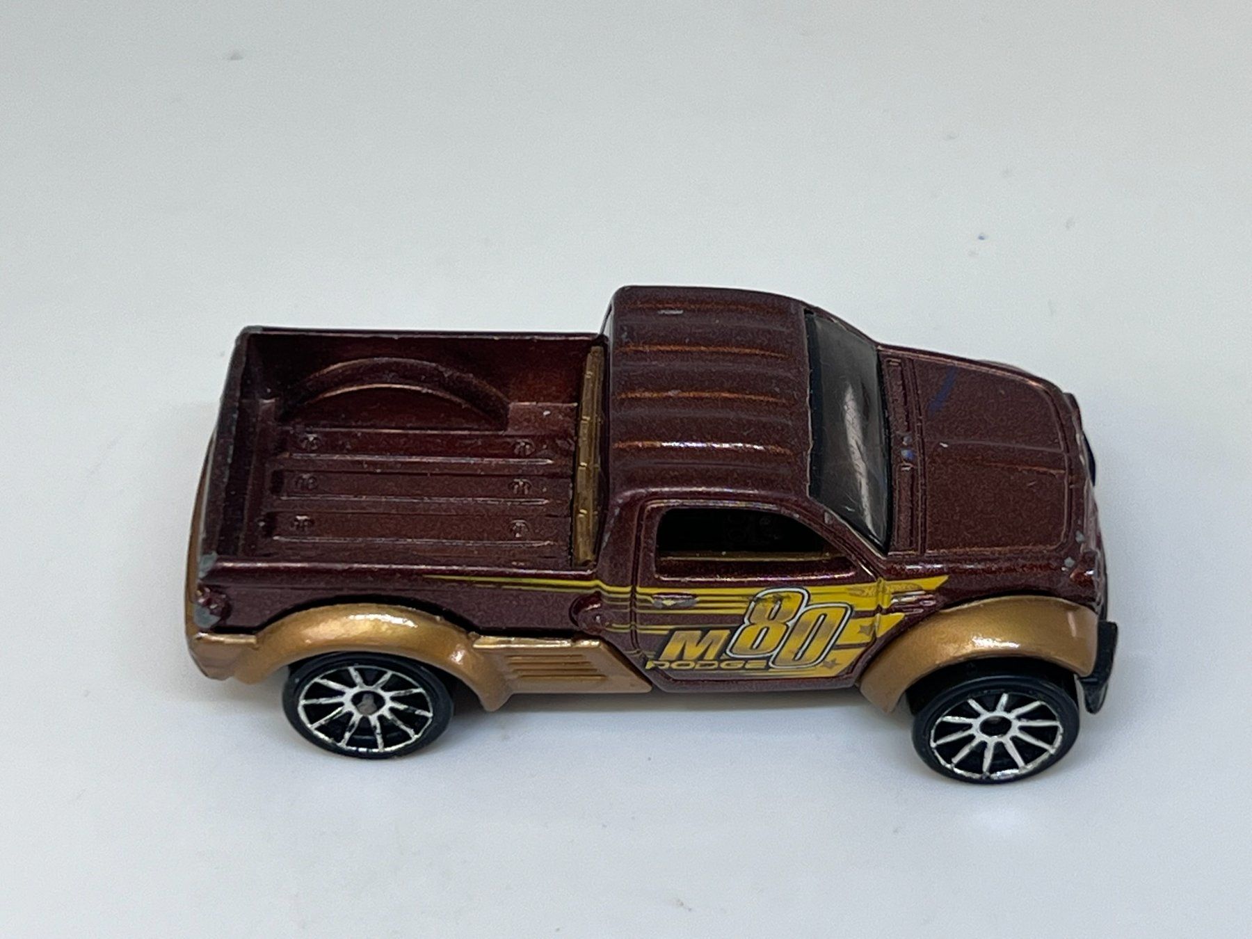Hot Wheels Modellini d'auto: Hot Wheels Dodge M80 #481 – Usato da Wildegg venduto da LaaBoutique 1