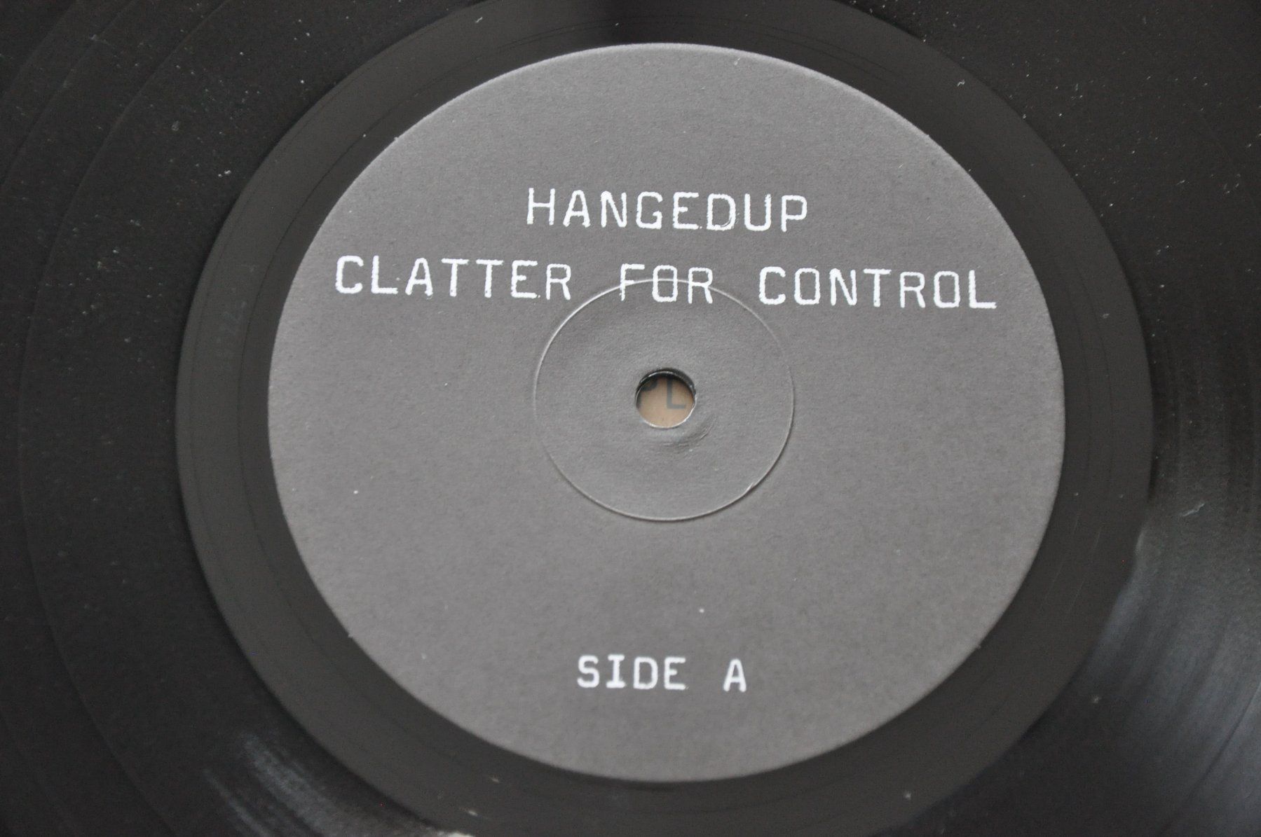 Vinyles: HANGEDUP LP CLATTER FOR CONTROL - CONSTELLATION RECORDS – D'occasion à Sion par jaipur1401 5