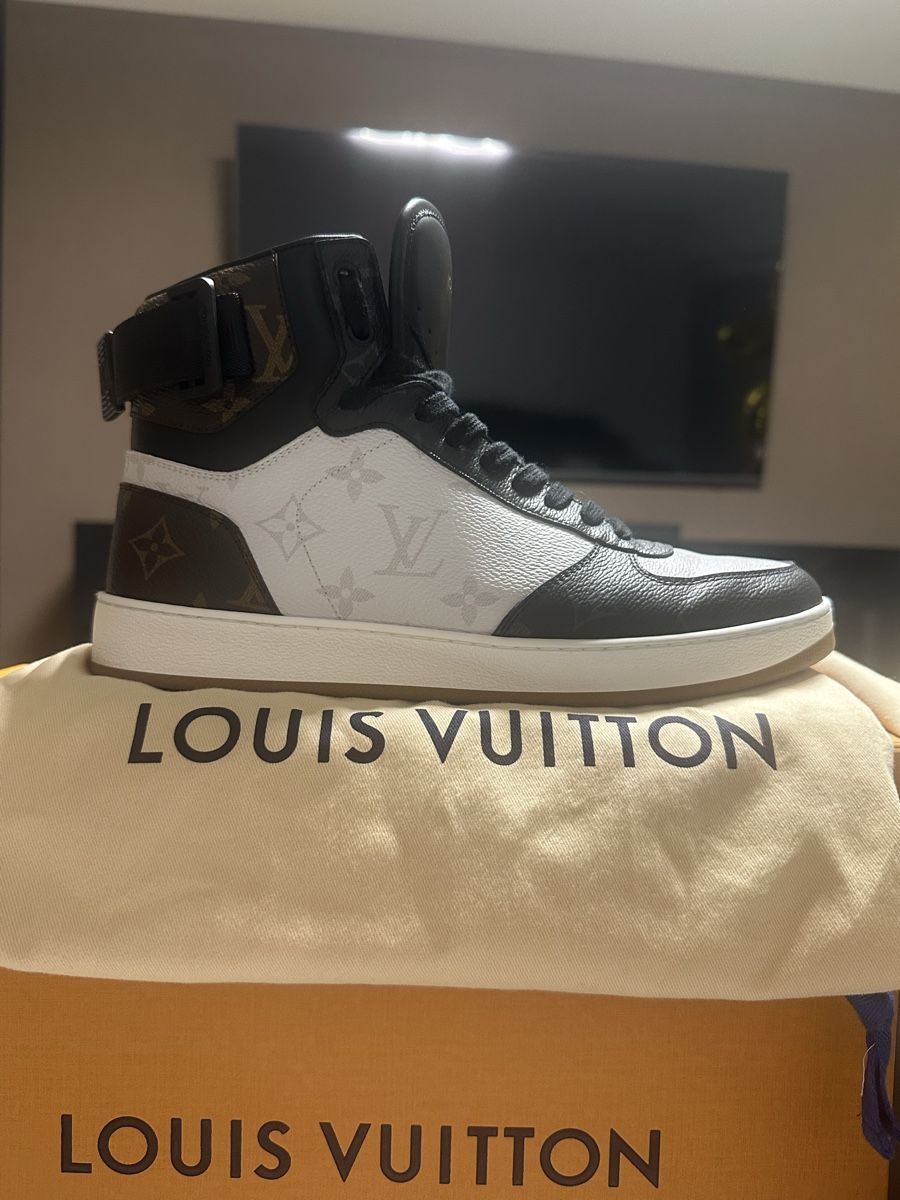 Louis Vuitton Chaussures hommes: Louis Vuitton Revoli Sneaker Boot (NICHT MEHR IM LV STORE) – Neuf (Voir description) à Bözen par jon_wn2j 6