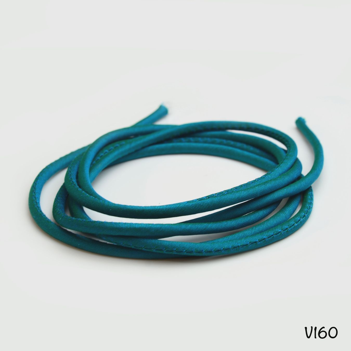 Tessuti: Seidenstränge 3 mm – Nuovo e nell'imballaggio originale da Effretikon venduto da Joiarte 1
