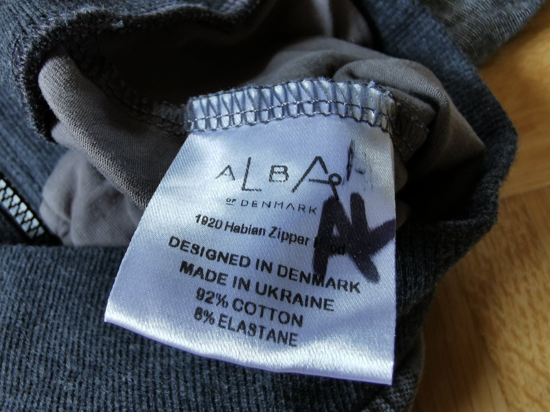 Pullover & Sweatshirts: Sweatjacke Alba Baby Gr. 92 – Gebraucht aus Stäfa von flamingo_17 4