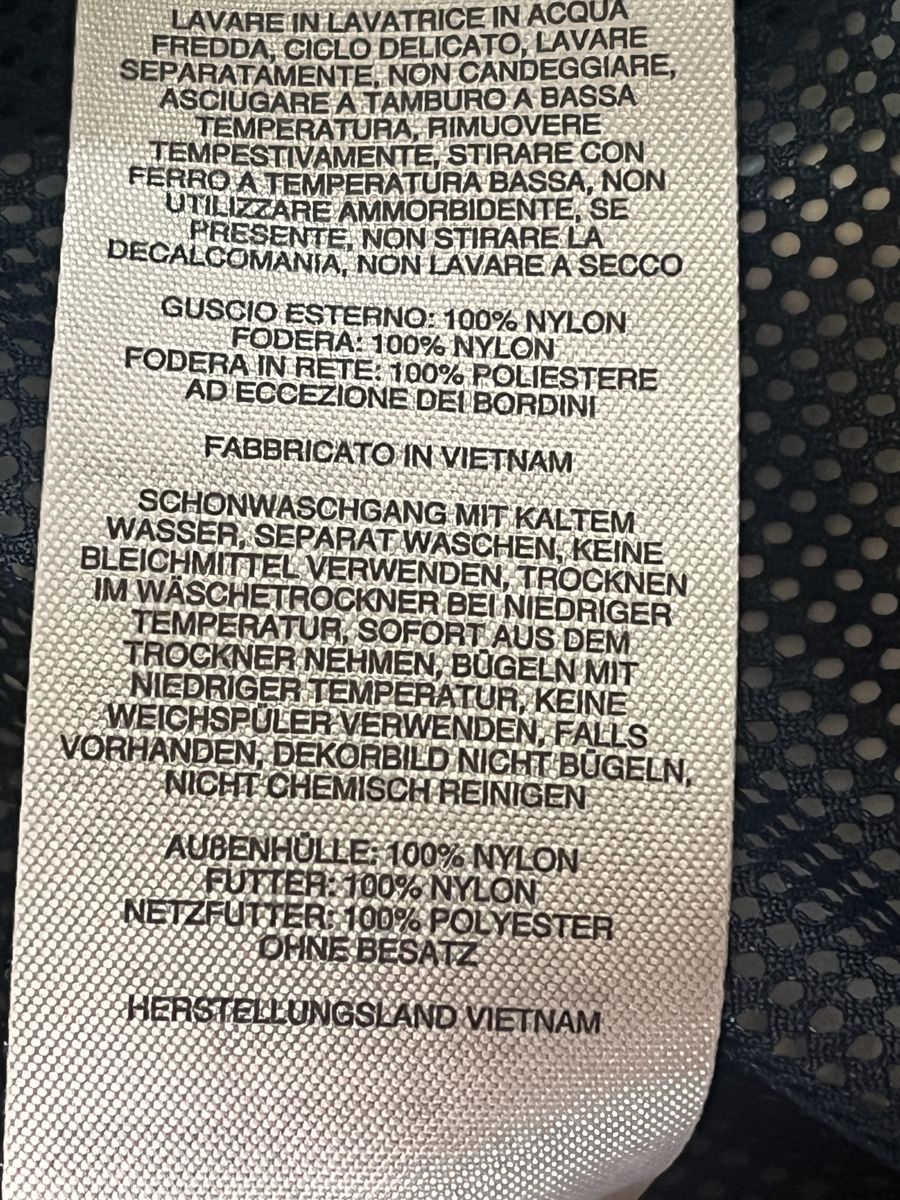 Columbia Giacche: Columbia Regenjacke Dunkelblau Gr. M – Usato da Laupen BE venduto da Rohe5500 6