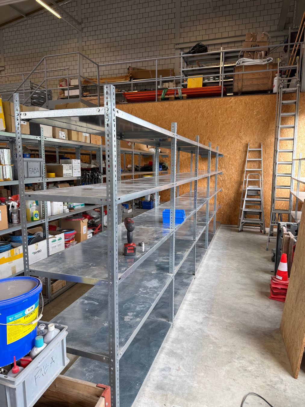 Scaffali: Lagergestell – Usato da Stein am Rhein venduto da fab_gsy9 1