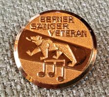 D330 -  Brosche Berner Sänger Veteran Bär Bern