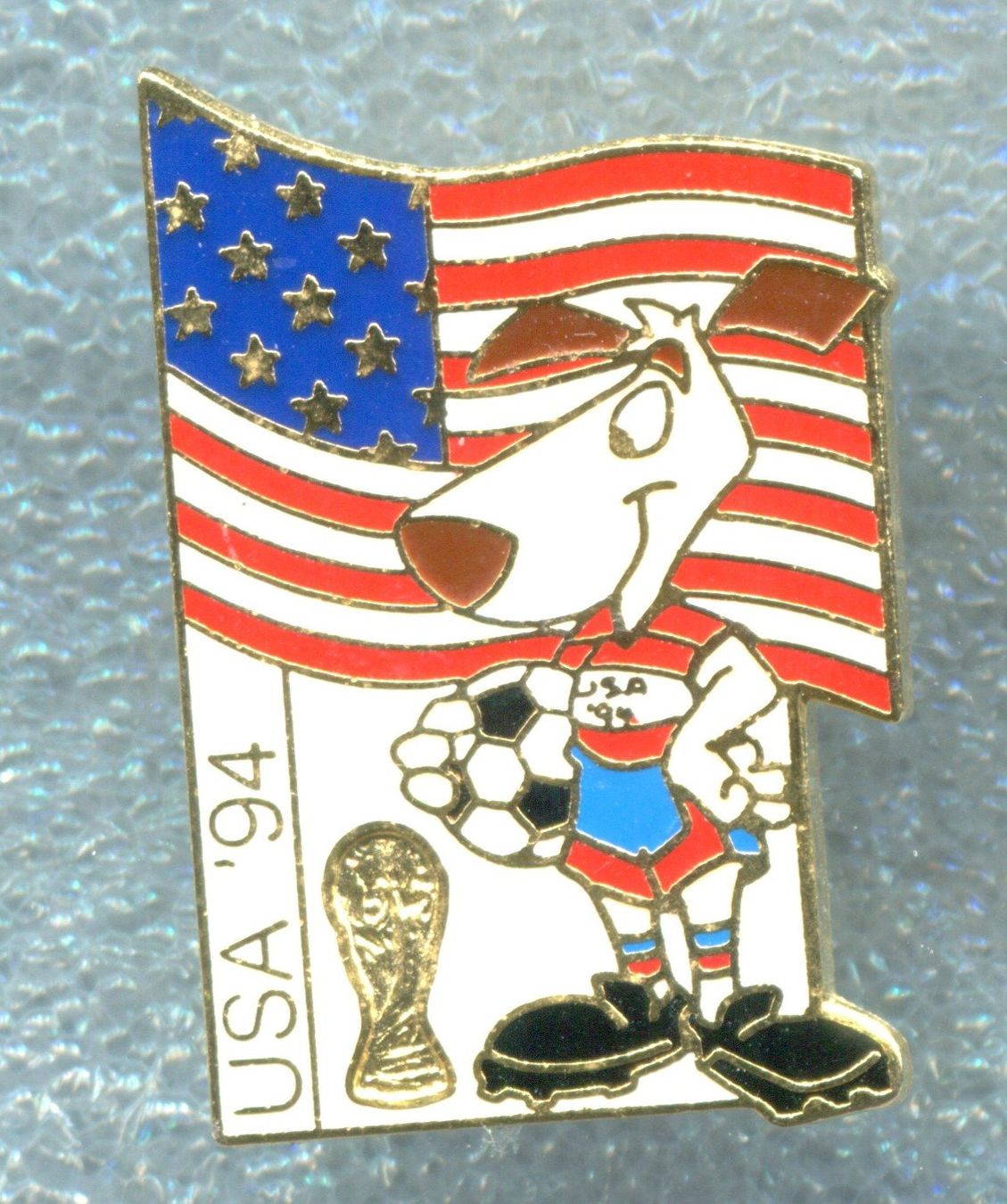Fifa Plaketten & Abzeichen: FIFA  USA WM '94  Maskottchen  – Gebraucht aus Winterthur von Sammleroase