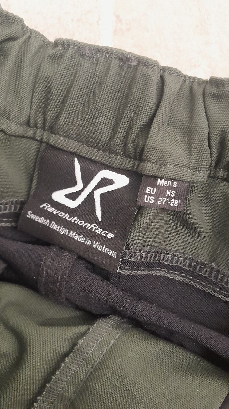 RevolutionRace Pantaloni: Pantalon outdoor RVRC – Nuovo (secondo la descrizione) da Poliez-Pittet venduto da wilmout3 1