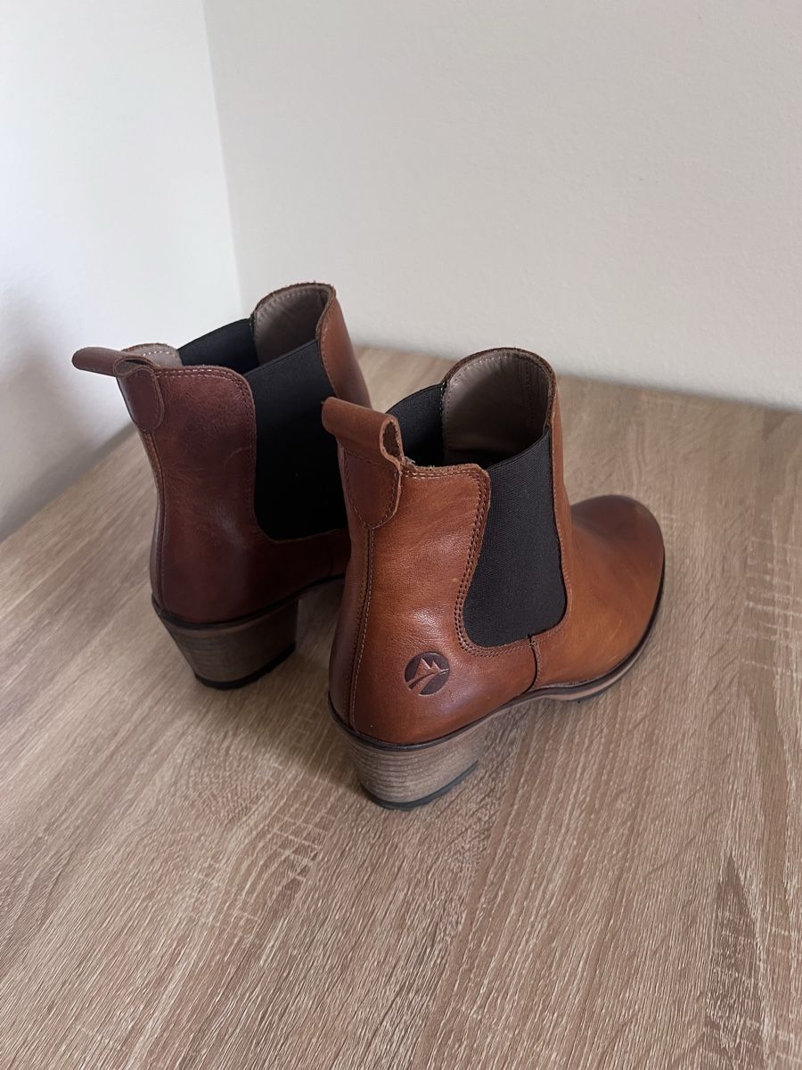 Scarpe da donna: Lederstiefeletten Grösse 41 – Usato da Basel venduto da alnoce 1