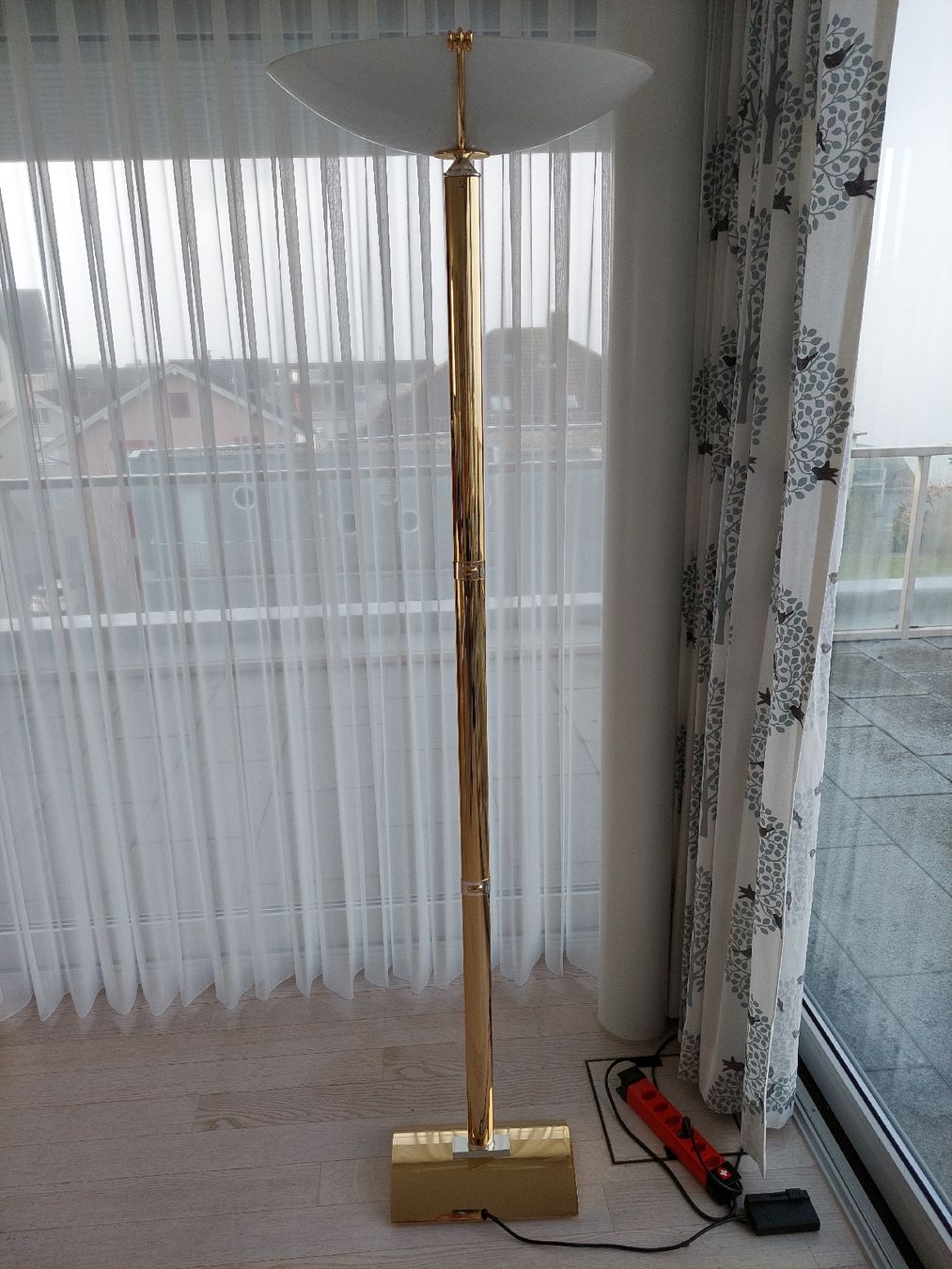 Lampade: Elegante Stehlampe, goldfarben, dimmbar – Usato da Brunnen venduto da Livianda 1