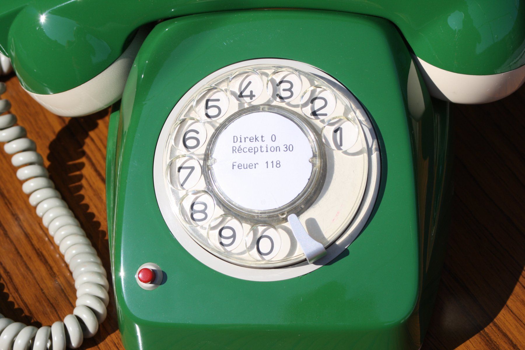 Telefoni: TELEFON VINTAGE MIT WÄHLSCHEIBE – Usato da Wauwil venduto da Pneuedy 2