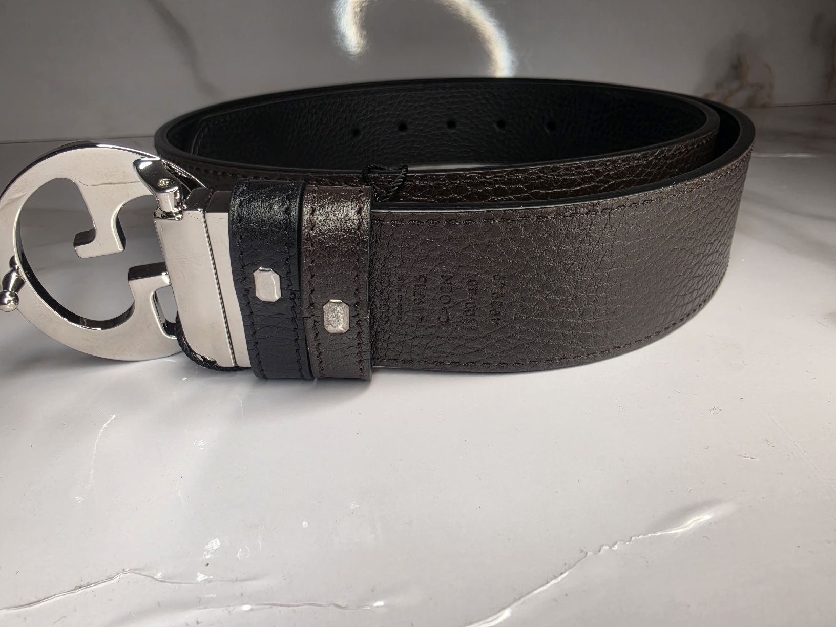 Gucci Cinture: Wunderschöner Guccigürtel in Farbe Braun & Schwarz – Nuovo e nell'imballaggio originale da Safnern venduto da ROEDGM 3