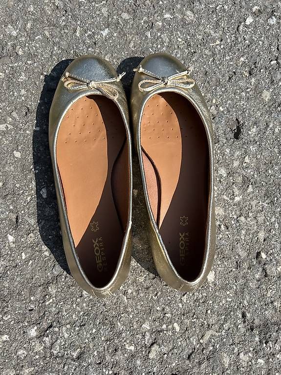 Scarpe da donna: Geox Ballerina 37 – Usato da Herisau venduto da Usuperman