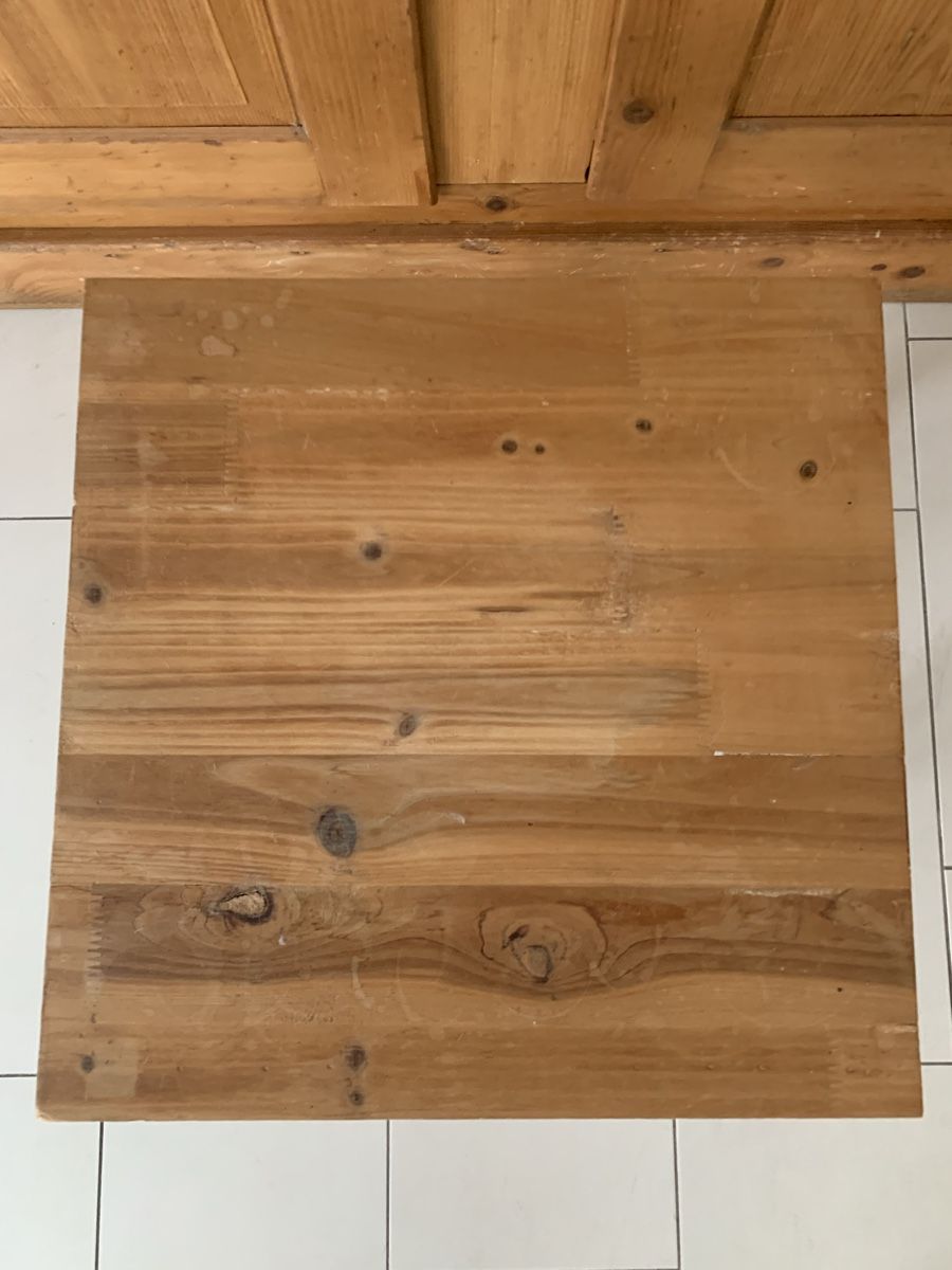 Tische: Holztischli mit Herz-Ausschnitt Shabby Chic – Gebraucht aus Ellikon an der Thur von Bali1999 2