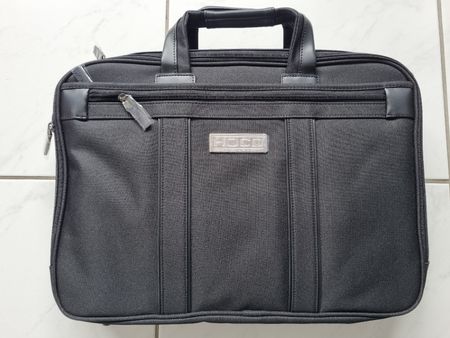 Hoco (Laptop) Tasche - Neu und in OVP