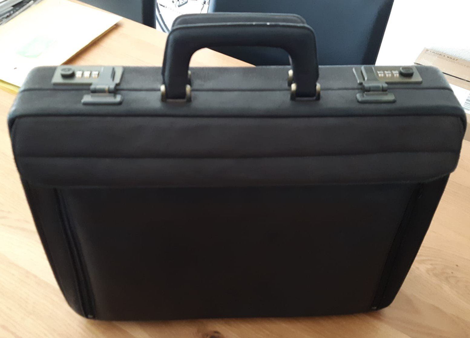 Valises & Sacs: Tasche Koffer Aktentasche – D'occasion à Waltenschwil par toronero73