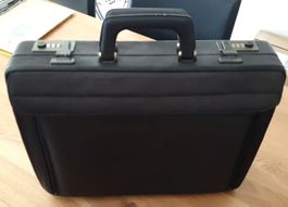 Tasche Koffer Aktentasche