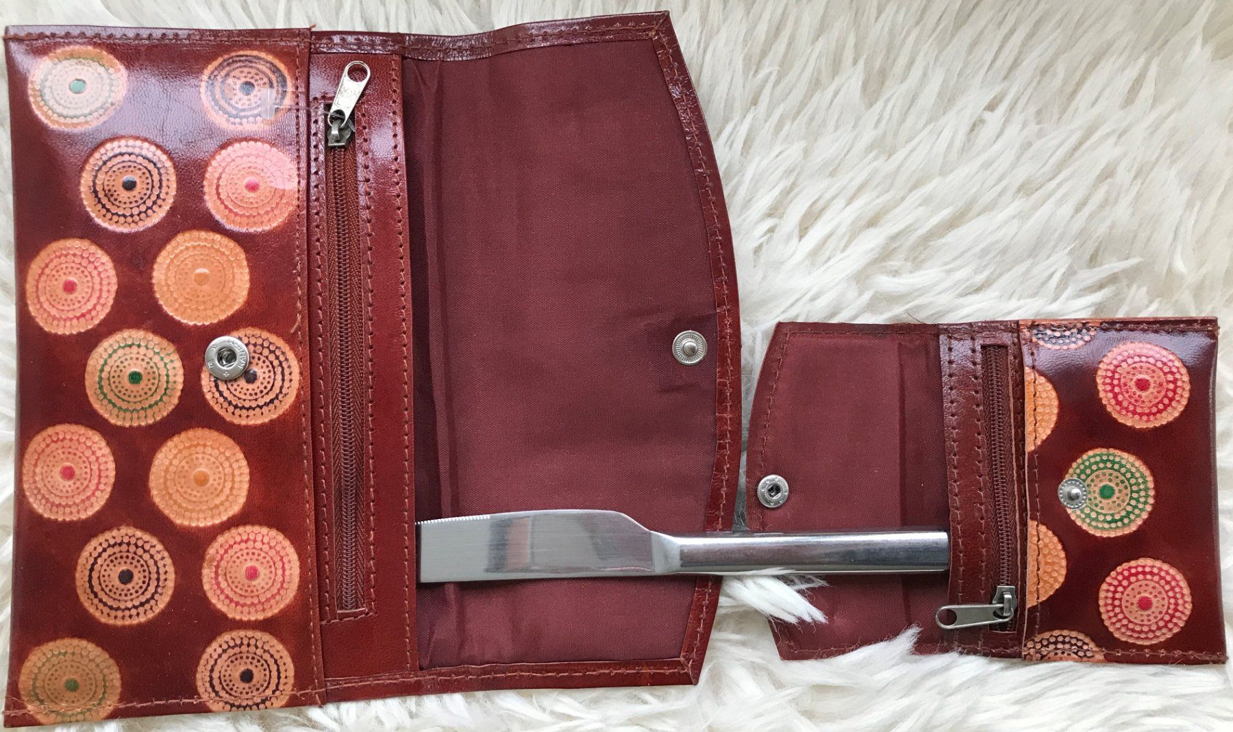 Altro in  Abbigliamento & Accessori: Leder Etui Set Australien – Usato da Pfäffikon SZ venduto da Opus 2