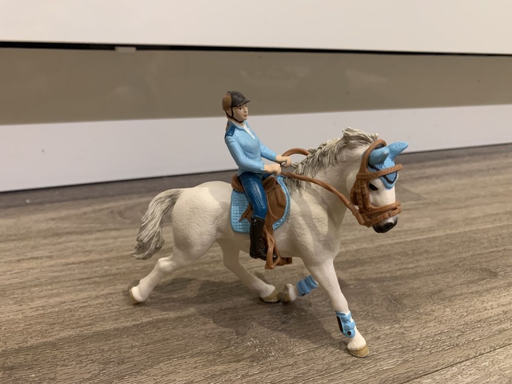 Schleich Reiterin mit Pferd | Kaufen auf Ricardo