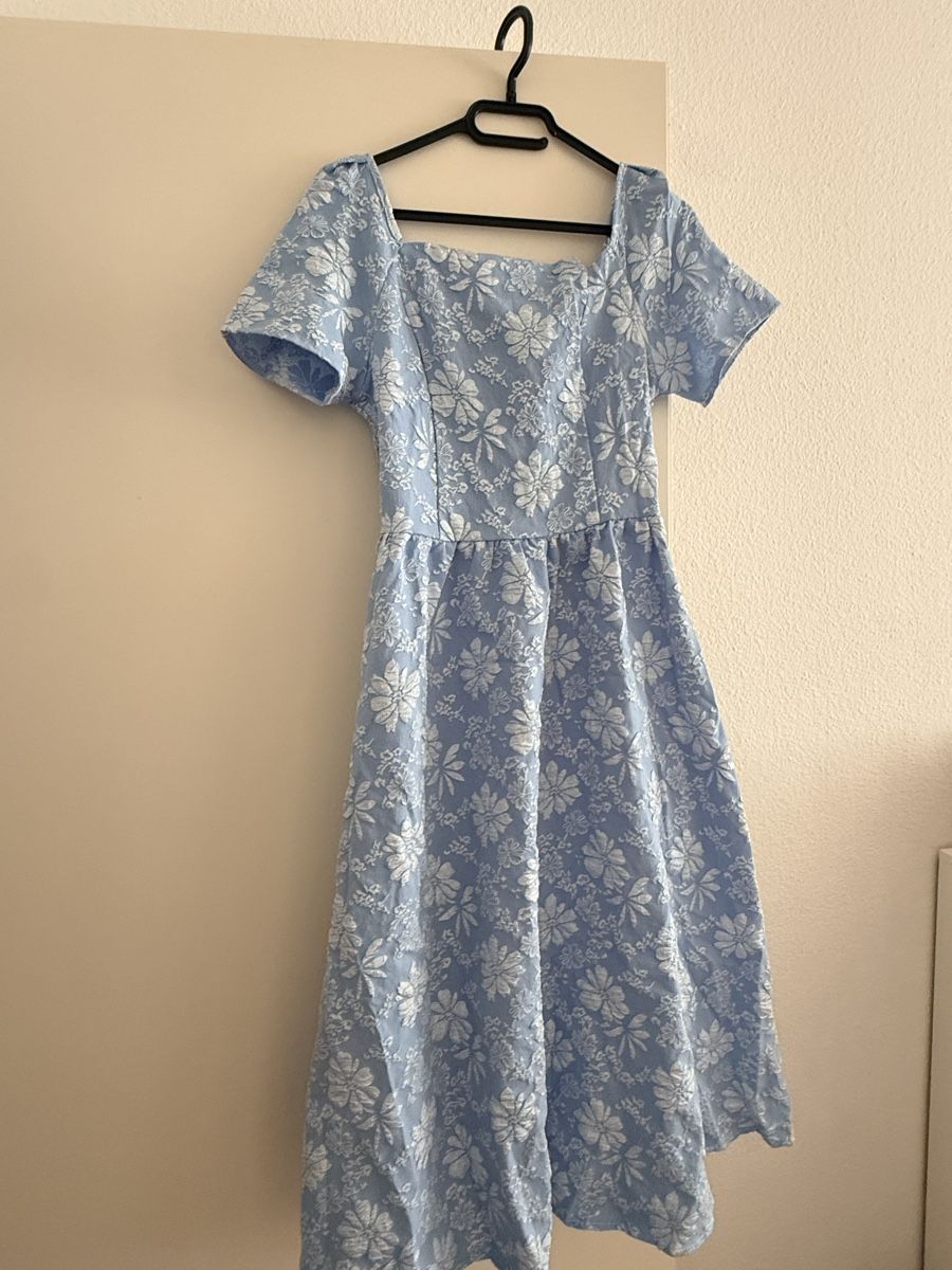Robes et jupes: Wunderschönes neues Kleid  – Neuf (Voir description) à Benglen par Shamily