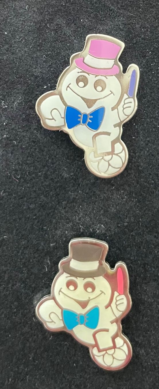 Placchette & Badge: 2 Pins von Maga Waschmittel - 90er – Nuovo e nell'imballaggio originale da Zell ZH venduto da johsu79