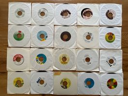 20 x 7" Dancehall / Reggae Singles - top Zustand
