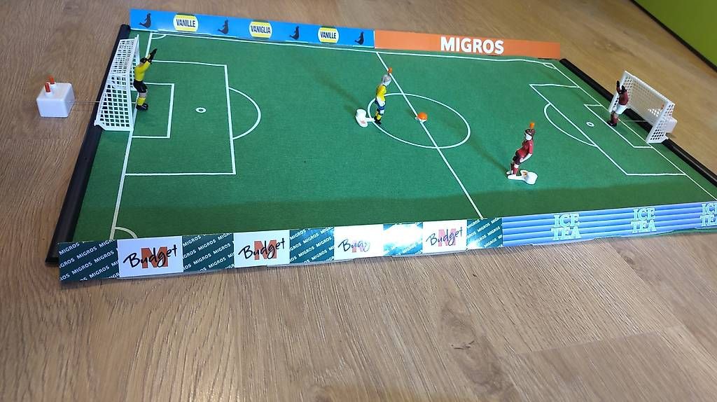 Spielzeuge: Tipp-kick mania migros – Gebraucht aus Champagne von jan_vcd5 1