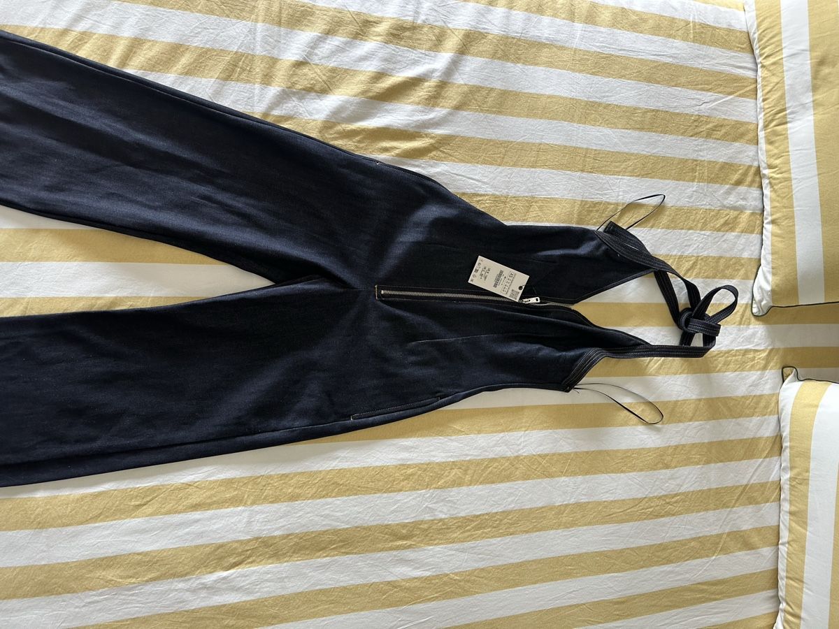 Zara Tute: Dark denim JUMPSUIT – Nuovo e nell'imballaggio originale da Buchrain venduto da Franciscacsousa 2