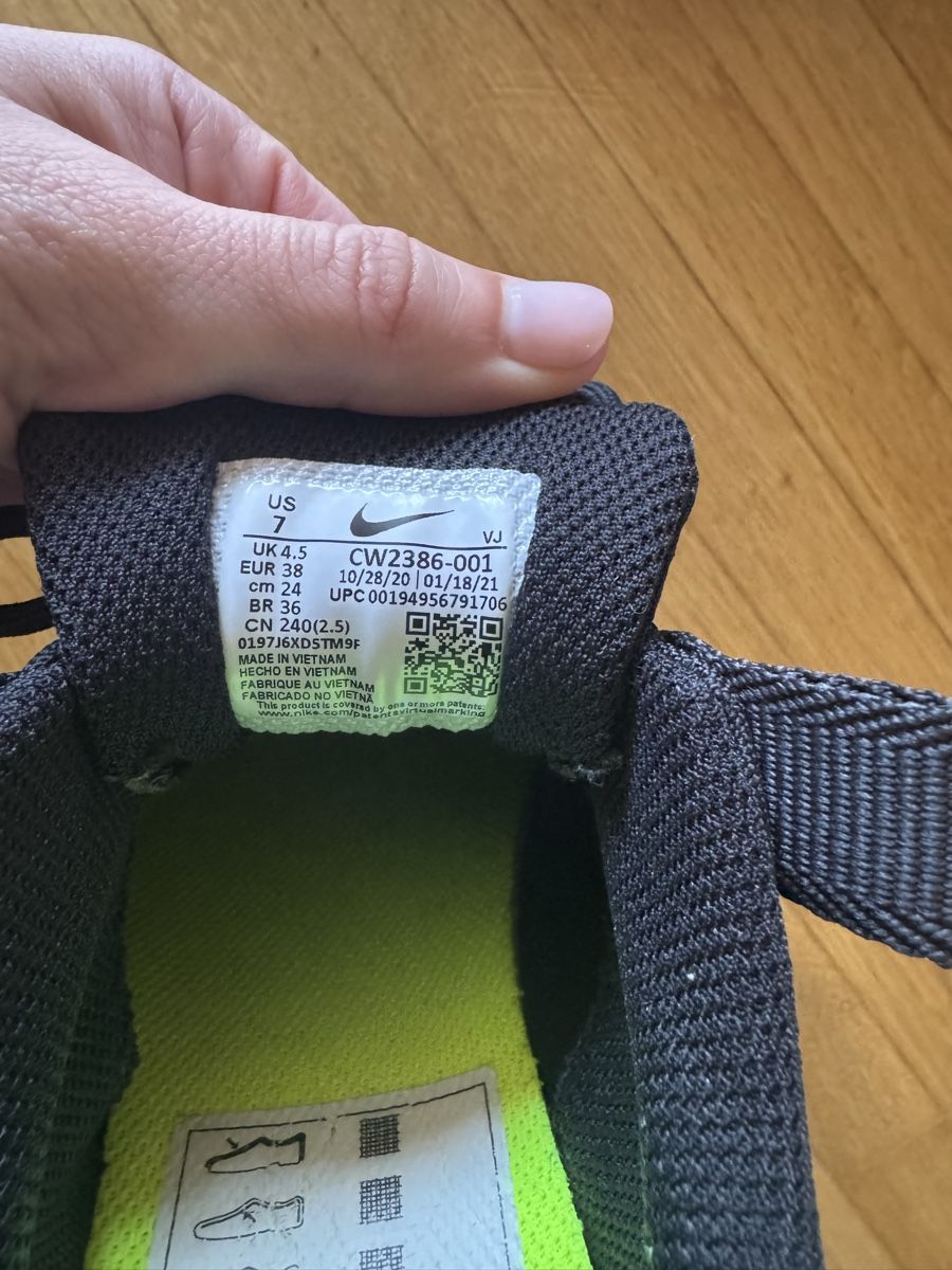 Scarpe da donna: Nike Sport Schuhe – Usato da Zürich venduto da mar_f9vq 3