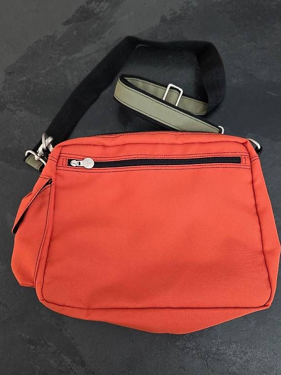 Sacs femmes: Handtasche, Tasche von Chiemsee – D'occasion à Herznach par koro02 1