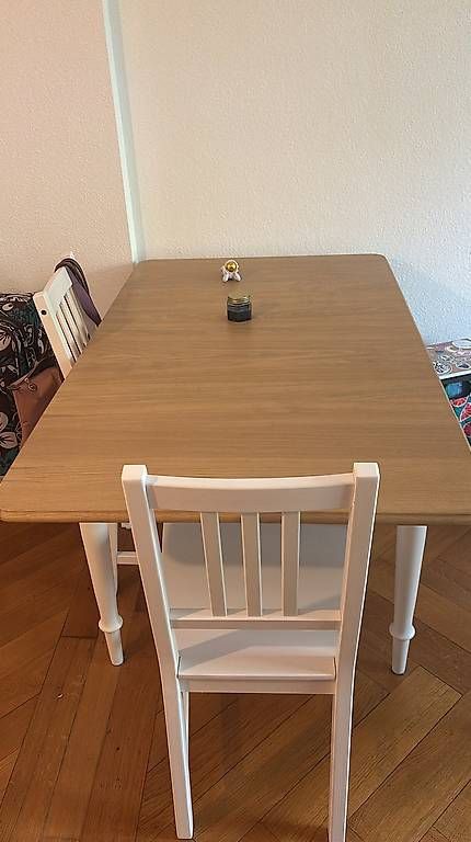 Tables: Table à manger IKEA Danderyd – D'occasion à Lausanne par tom_vq5p