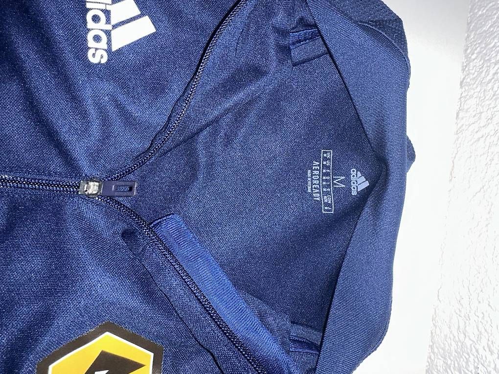 Canottiere & Pantaloni: Adidas wolverhampton set – Usato da Hitzkirch venduto da Oli.Fashion 3